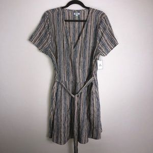 Susina V Neck Sheath Dress